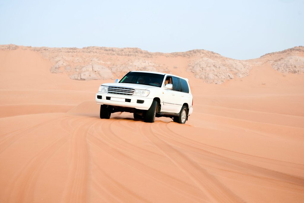 Dubai Premium Evening Desert Safari - Adulto/Infantil (Carro Compartilhado)